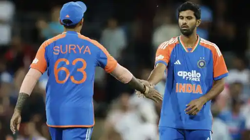 [WATCH]-Brilliant-Washington-Sundar-ends-Australian-hope-in-AUS-vs-IND-4th-T20I.webp